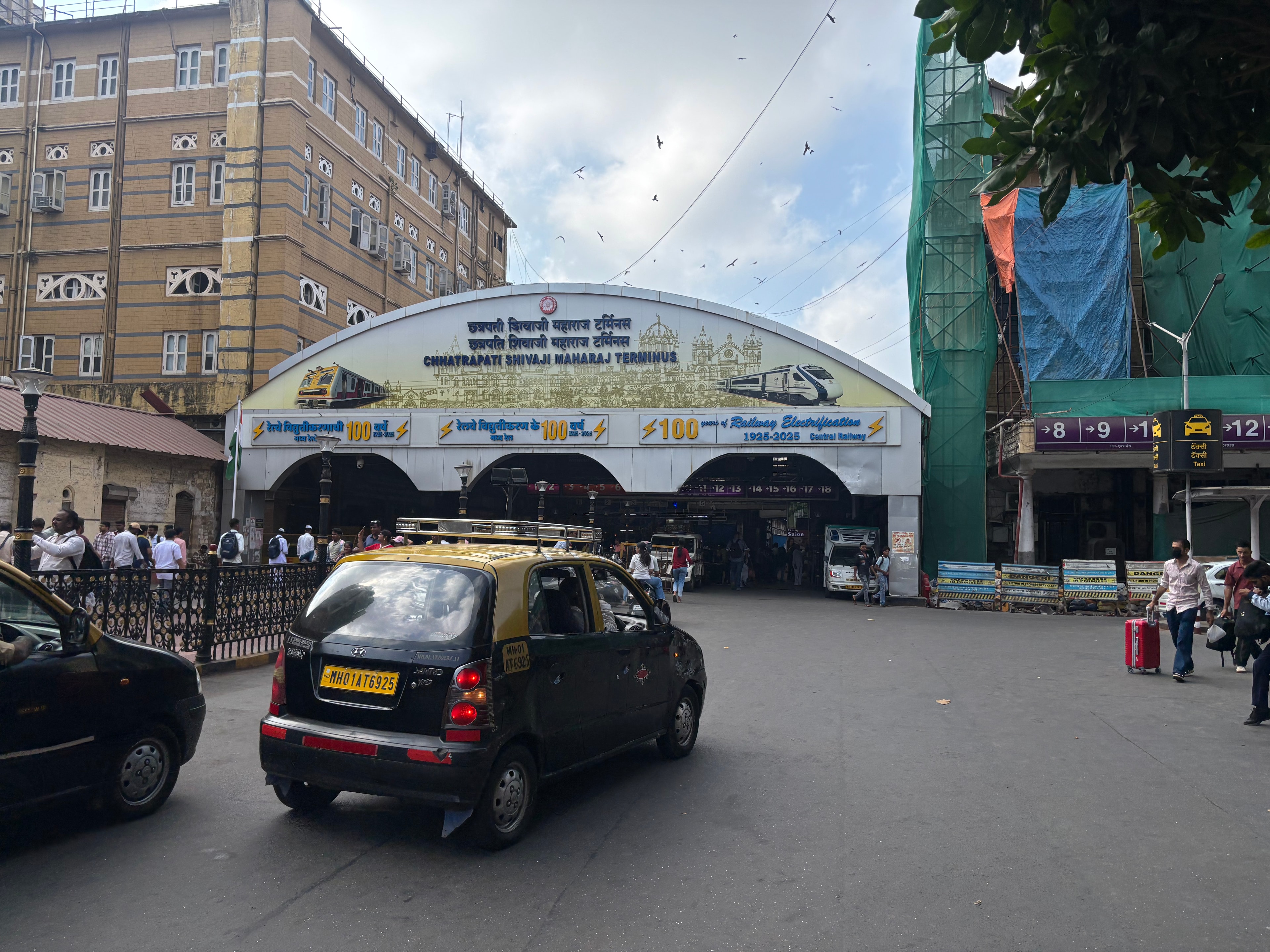 CSMT Entrance campaign at CSMT Mumbai Taxi Stand