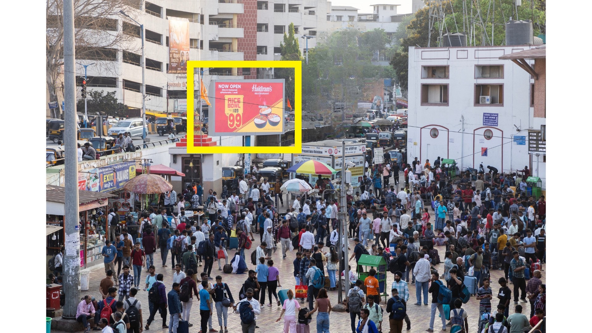 Haldiram's campaign at Pune Station Circulating Area LED