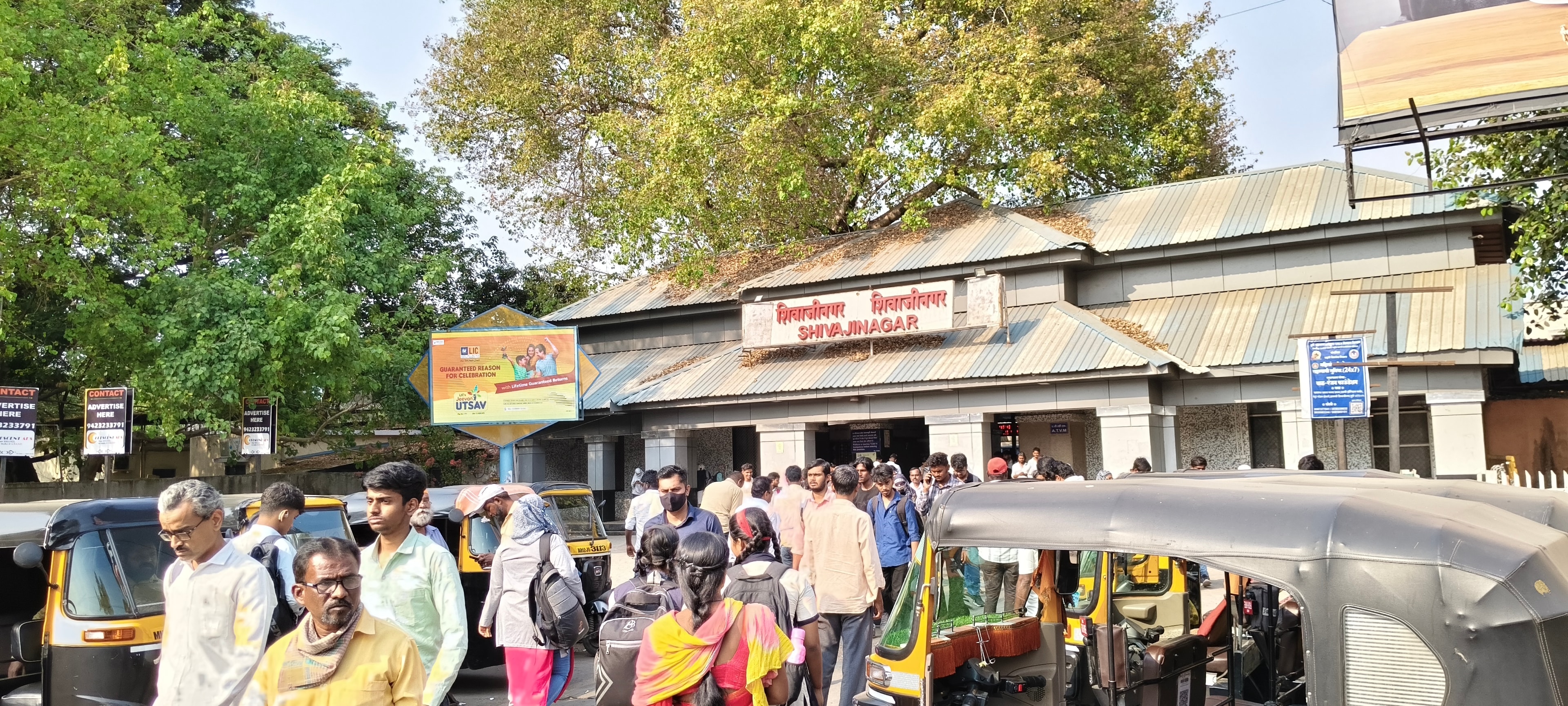 LIC Utsav campaign at Shivaji Nagar Station LED